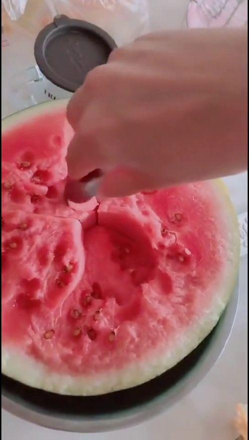 zui新吃瓜方式,独家爆料，带你直击幕后真相！