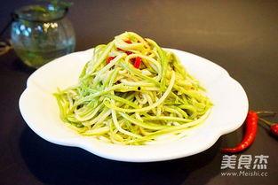 角瓜凉拌怎么吃,角瓜凉拌，简单美味家常菜