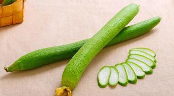 送个孩子吃瓜,一场甜蜜的夏日亲子时光