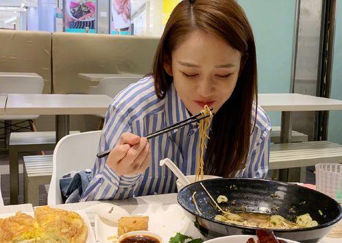 中北深夜吃瓜,揭秘娱乐圈背后的那些事儿