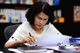 吃瓜盟主董小姐,吃瓜盟主，揭秘娱乐圈幕后风云